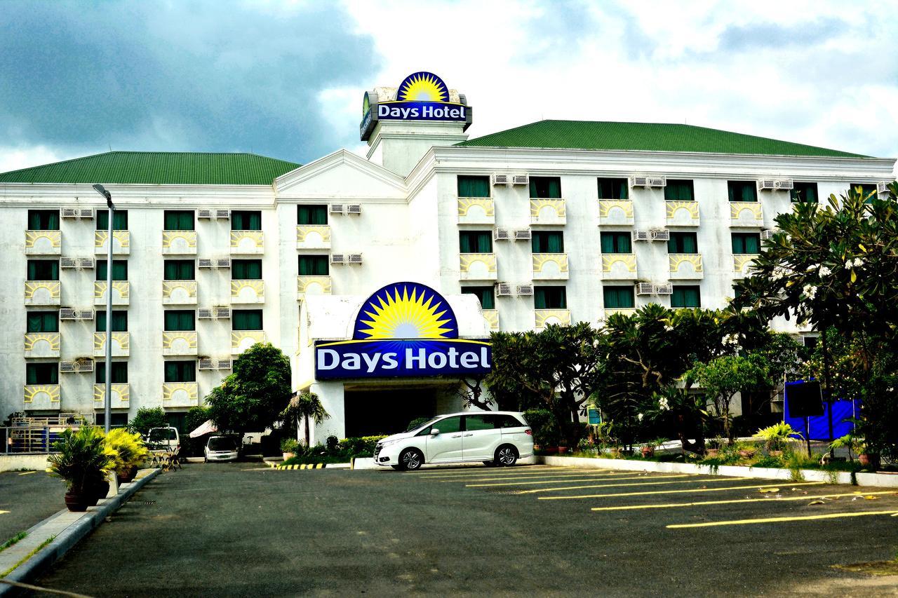 Days Hotel By Wyndham Batangas Extérieur photo
